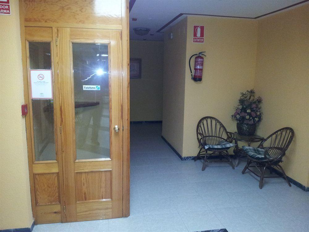 Hotel Lux Aljarafe Mairena del Aljarafe Dış mekan fotoğraf